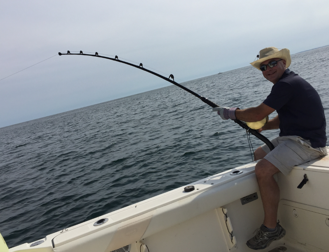 fighting-tuna-reeling-in